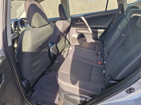 2018 Toyota RAV4 - photo 11