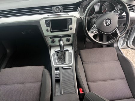 2017 Volkswagen Passat - photo 15