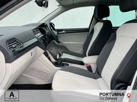 2022 Volkswagen Tiguan - photo 4
