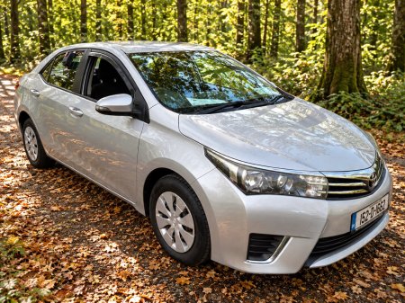 2015 Toyota Corolla D-4D 90 (1.4) Terra