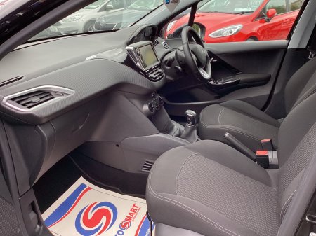 2017 Peugeot 208 - photo 15