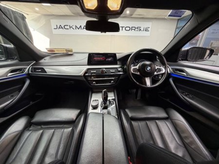 2018 BMW 5-Series - photo 28