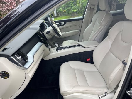 2020 Volvo XC60 - photo 17