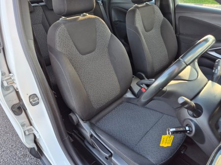 2022 Opel Crossland - photo 16