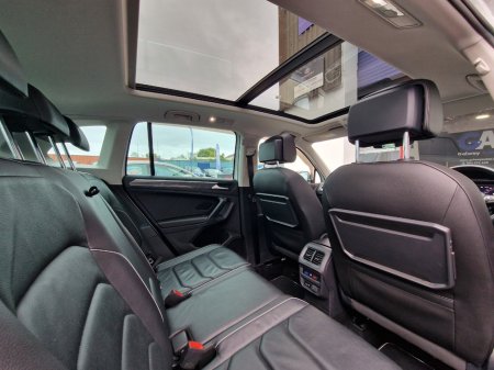 2020 Volkswagen Tiguan - photo 30