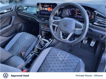 2025 Volkswagen T-Roc - photo 8