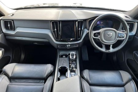 2025 Volvo XC60 - photo 10