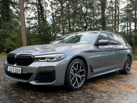 2023 BMW 5-Series - photo 3