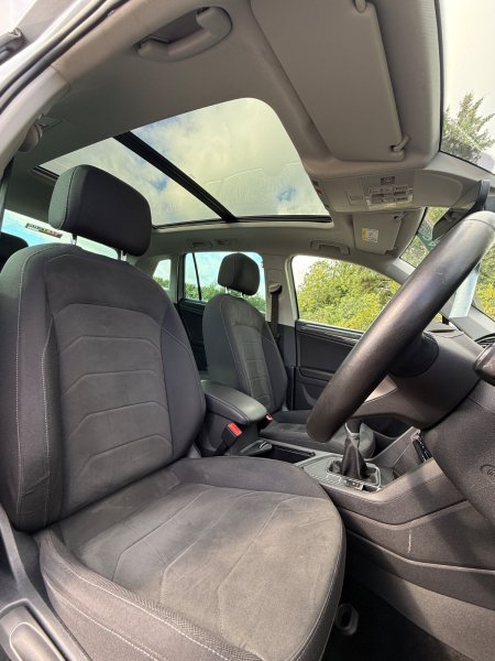 2022 Volkswagen Tiguan - photo 13