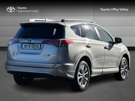 2018 Toyota RAV4 - photo 2