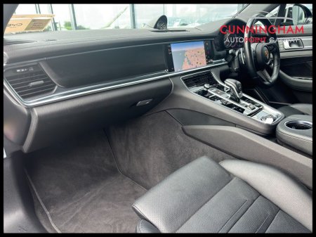 2022 Porsche Panamera - photo 6