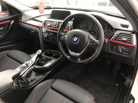 2017 BMW 3-Series - photo 43