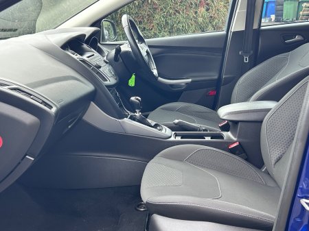 2016 Ford Focus - photo 13