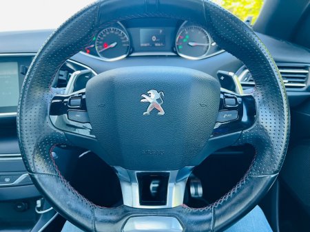 2017 Peugeot 308 - photo 18