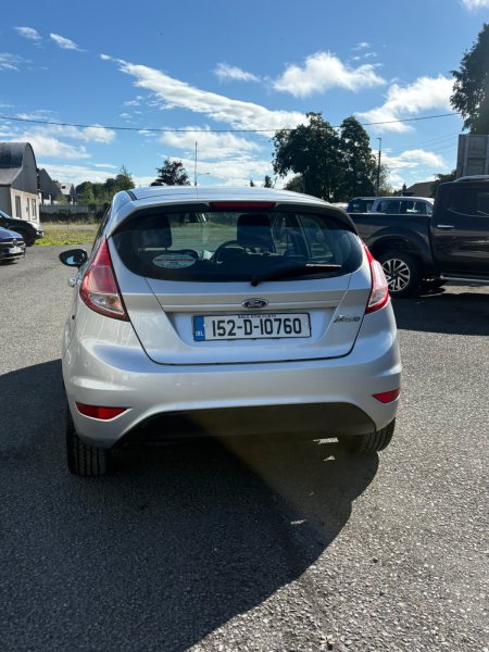 2015 Ford Fiesta - photo 4