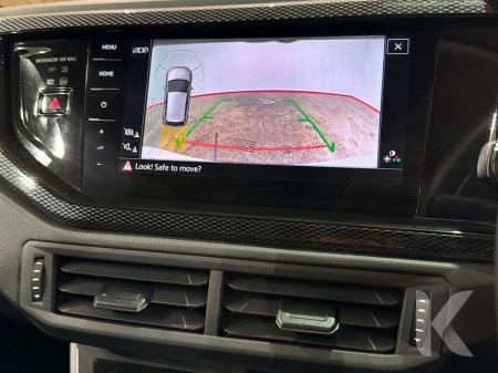 2025 Volkswagen Polo - photo 17