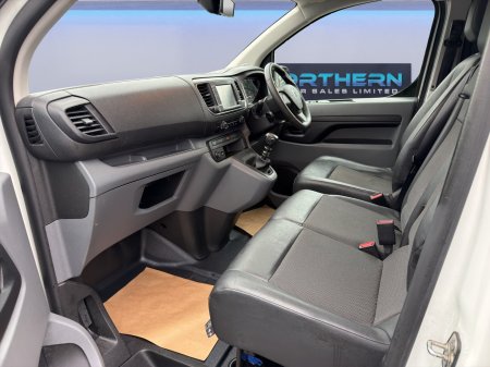 2022 Toyota Proace - photo 13