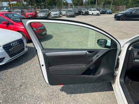 2011 Volkswagen Golf - photo 9