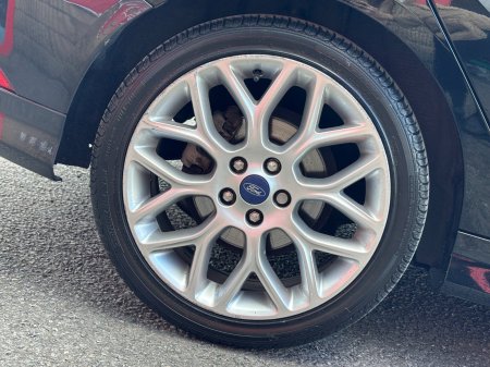 2017 Ford Focus - photo 5