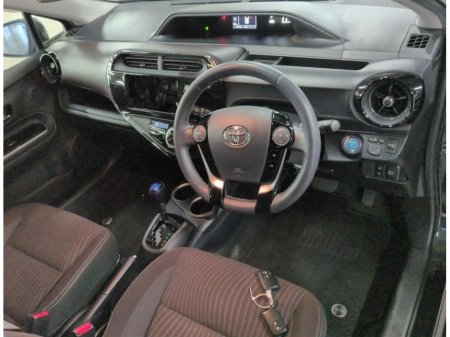 2017 Toyota Aqua - photo 5