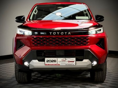 2026 Toyota Hilux - photo 3