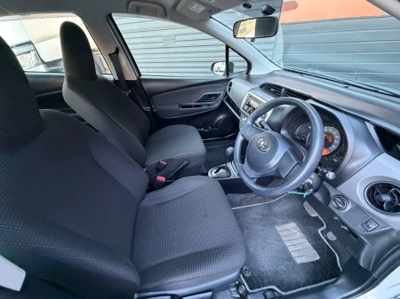 2016 Toyota Yaris - photo 9