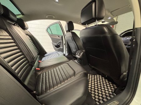 2018 Volkswagen Passat - photo 20