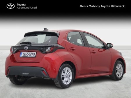 2026 Toyota Yaris - photo 2