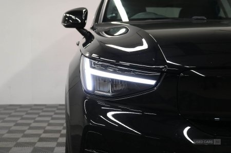 2023 Volvo XC40 - photo 11