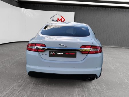 2011 Jaguar XF - photo 7