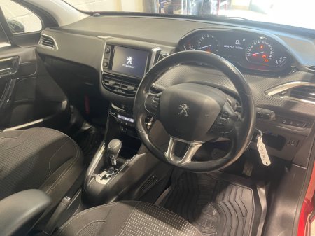 2017 Peugeot 208 - photo 9