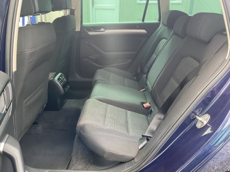 2018 Volkswagen Passat - photo 13