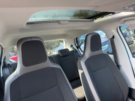 2012 Volkswagen up! - photo 18