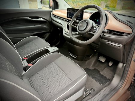 2025 Fiat 500e - photo 20
