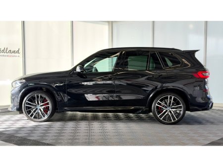 2022 BMW X5 - photo 2