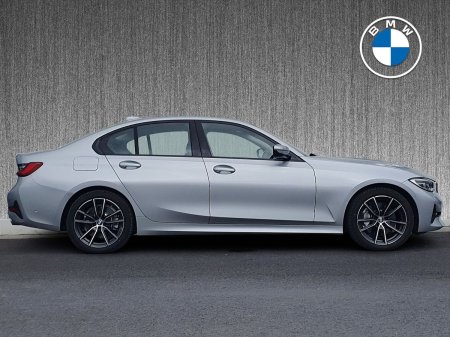 2021 BMW 3-Series - photo 3
