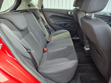 2014 Ford Fiesta - photo 21