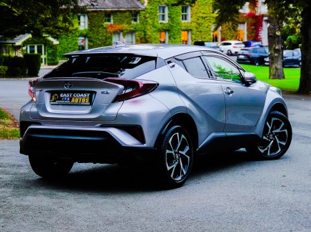 2018 Toyota C-HR - photo 2