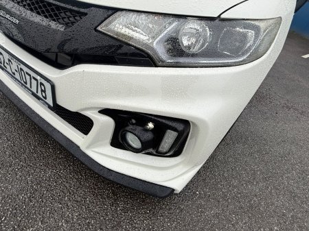 2016 Honda Fit - photo 23