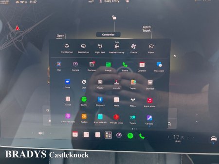2023 Tesla Model Y - photo 29