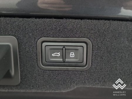 2024 Audi A8 - photo 31