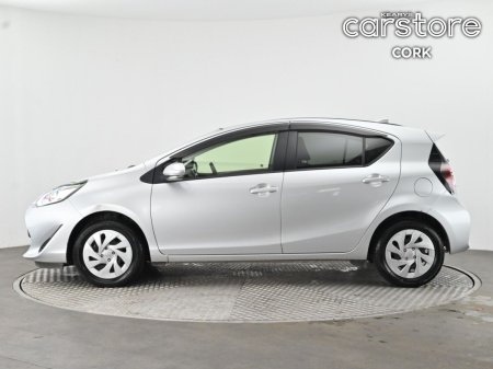2021 Toyota Aqua - photo 6