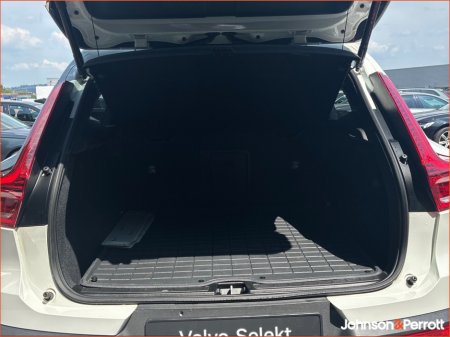 2023 Volvo XC40 - photo 14