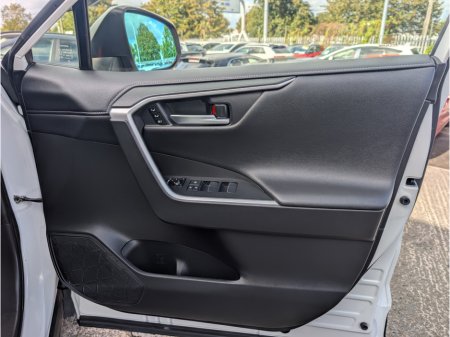 2020 Toyota RAV4 - photo 11