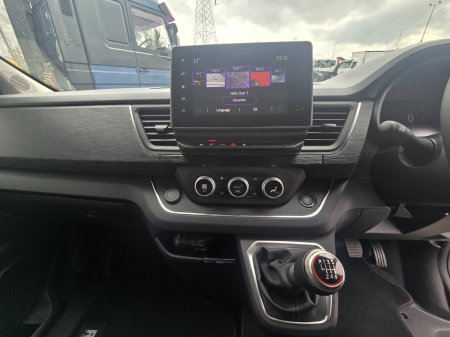 2026 Renault Trafic - photo 14