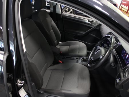 2019 Volkswagen Golf - photo 24