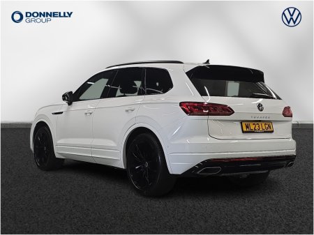 2023 Volkswagen Touareg - photo 3