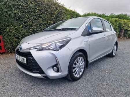2017 Toyota Yaris - photo 2