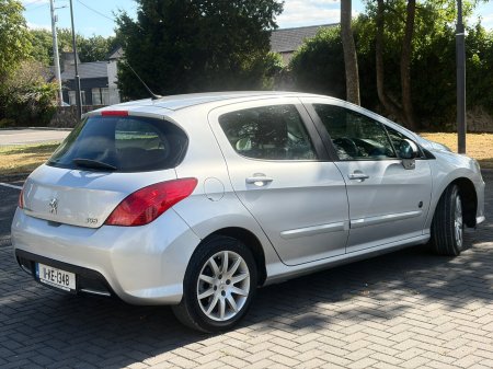 2011 Peugeot 308 - photo 5