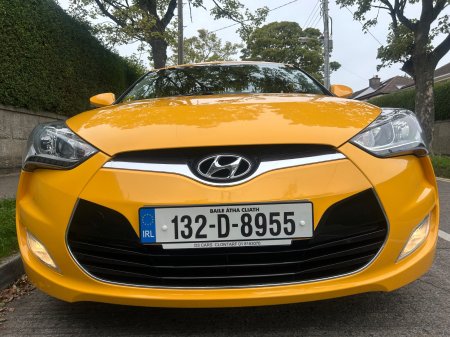2013 Hyundai Veloster - photo 2